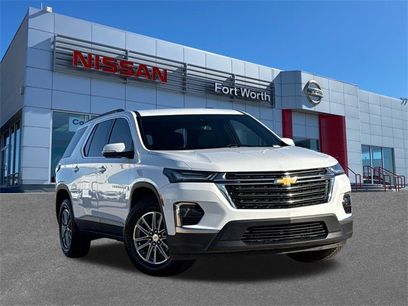 Used 2023 Chevrolet Traverse LT