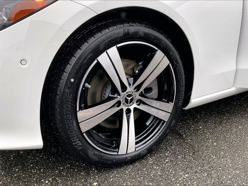 New 2026 Mercedes-Benz C 300 4MATIC Sedan image 11