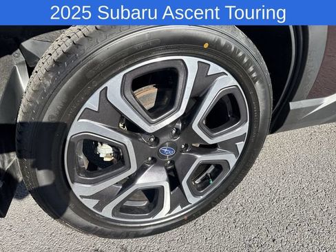 Certified 2025 Subaru Ascent Touring AWD/4WD image 18