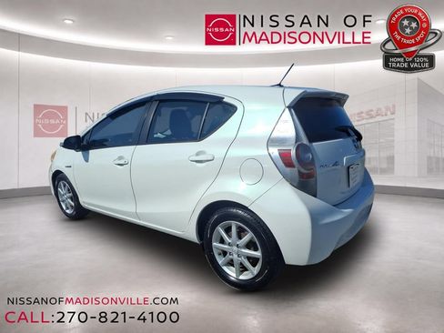 Used 2012 Toyota Prius C Three FWD image 3