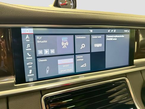 Certified 2018 Porsche Panamera 4 AWD/4WD image 16