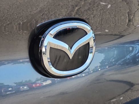 Used 2023 MAZDA MAZDA3 s AWD/4WD image 29