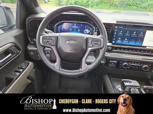 Used 2023 Chevrolet Silverado 1500 ZR2 w/ Technology Package AWD/4WD image 17