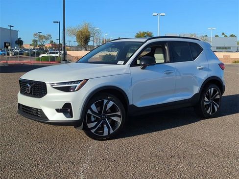 New 2026 Volvo XC40 B4 Plus w/ Protection Package image 2