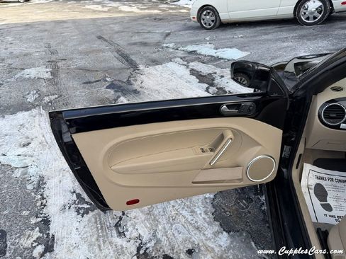 Used 2014 Volkswagen Beetle TDI image 5