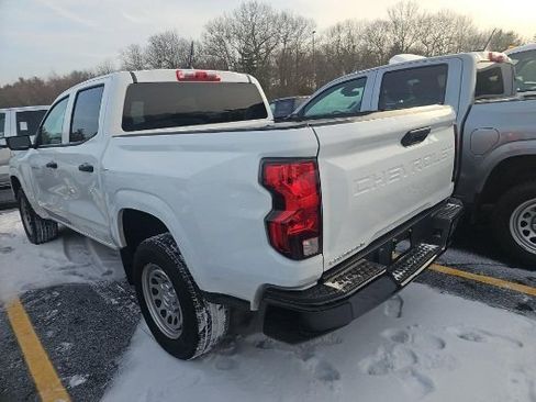 Used 2023 Chevrolet Colorado W/T image 2