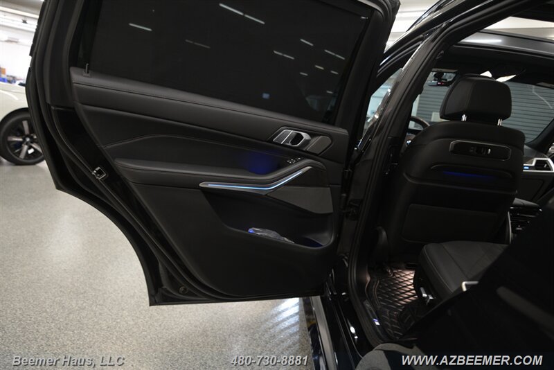 Used 2026 BMW X7 M60i AWD/4WD image 38