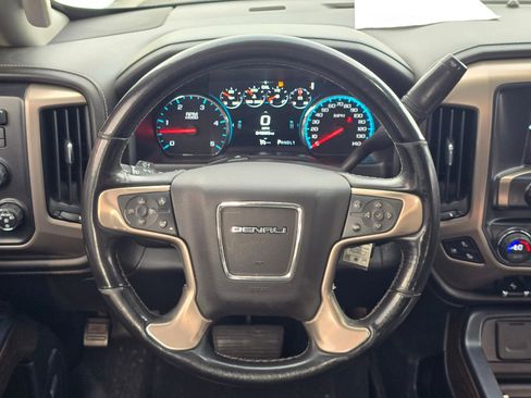 Used 2017 GMC Sierra 2500 Denali w/ Duramax Plus Package AWD/4WD image 16