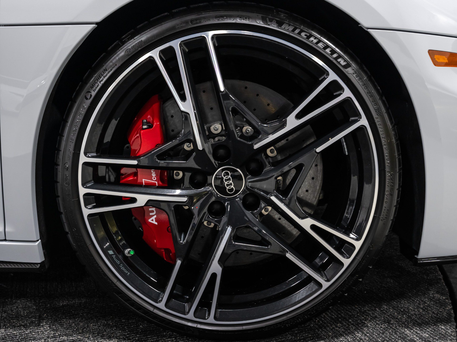 Used 2023 Audi R8 V10 performance AWD/4WD image 40