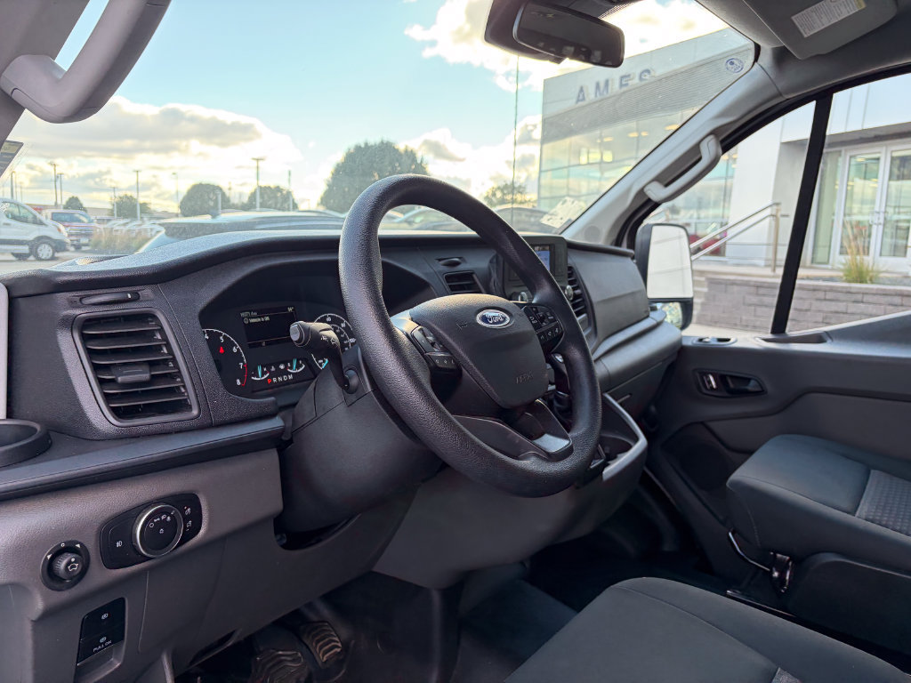 Used 2025 Ford Transit 250 Low Roof w/ Exterior Upgrade Package RWD image 9