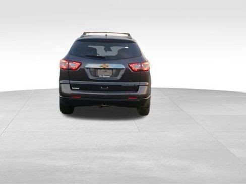 Used 2014 Chevrolet Traverse LS image 7