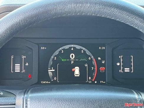 Certified 2025 Toyota 4Runner SR5 RWD image 25