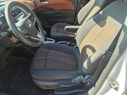 Used 2015 Chevrolet Sonic LT image 13