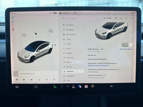 Used 2021 Tesla Model 3 Standard Range Plus RWD image 9