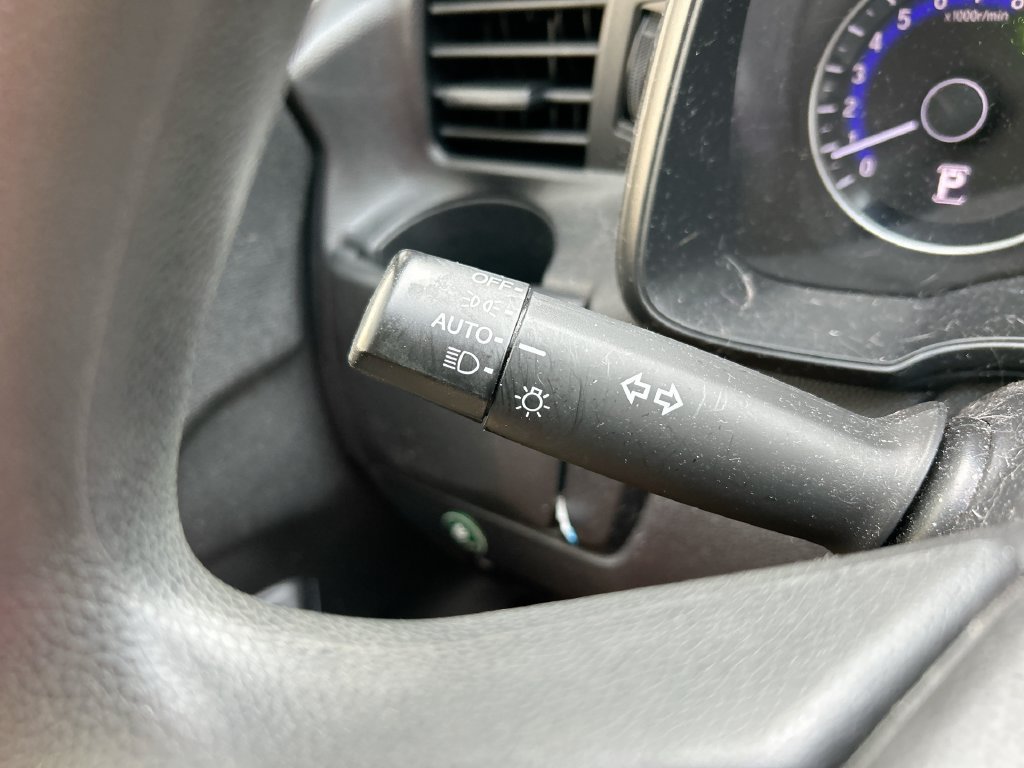 Used 2020 Honda Fit LX image 17