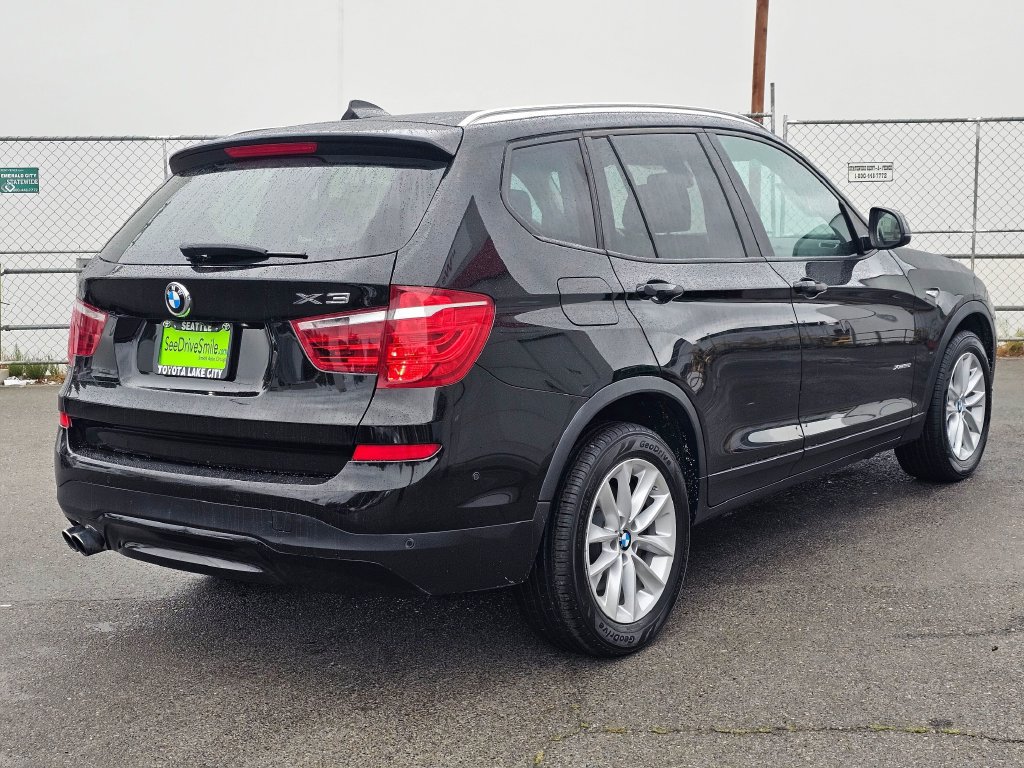 Used 2017 BMW X3 xDrive28i AWD/4WD image 7