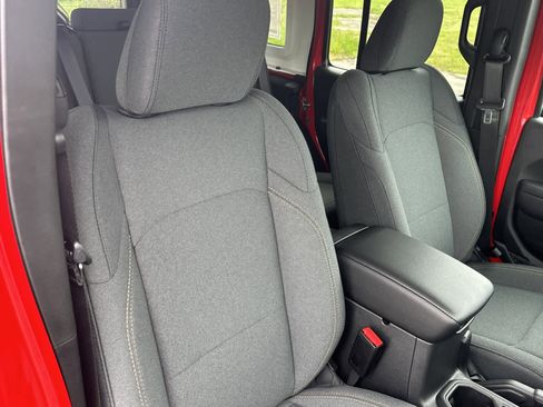 New 2024 Jeep Wrangler Unlimited image 14