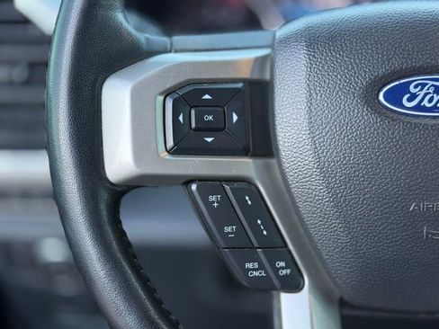 Used 2022 Ford F250 Lariat w/ Lariat Ultimate Package image 28