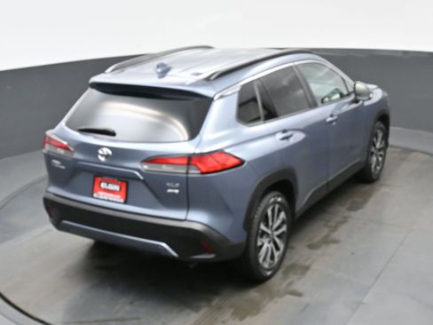 Used 2022 Toyota Corolla Cross XLE image 42