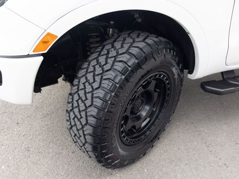 Used 2019 Ford Ranger XLT w/ FX4 Off-Road Package image 9