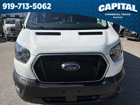 Used 2025 Ford Transit 250 Low Roof w/ Exterior Upgrade Package RWD image 10