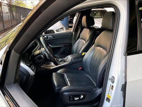 Used 2019 BMW X7 xDrive50i w/ M Sport Package AWD/4WD image 7