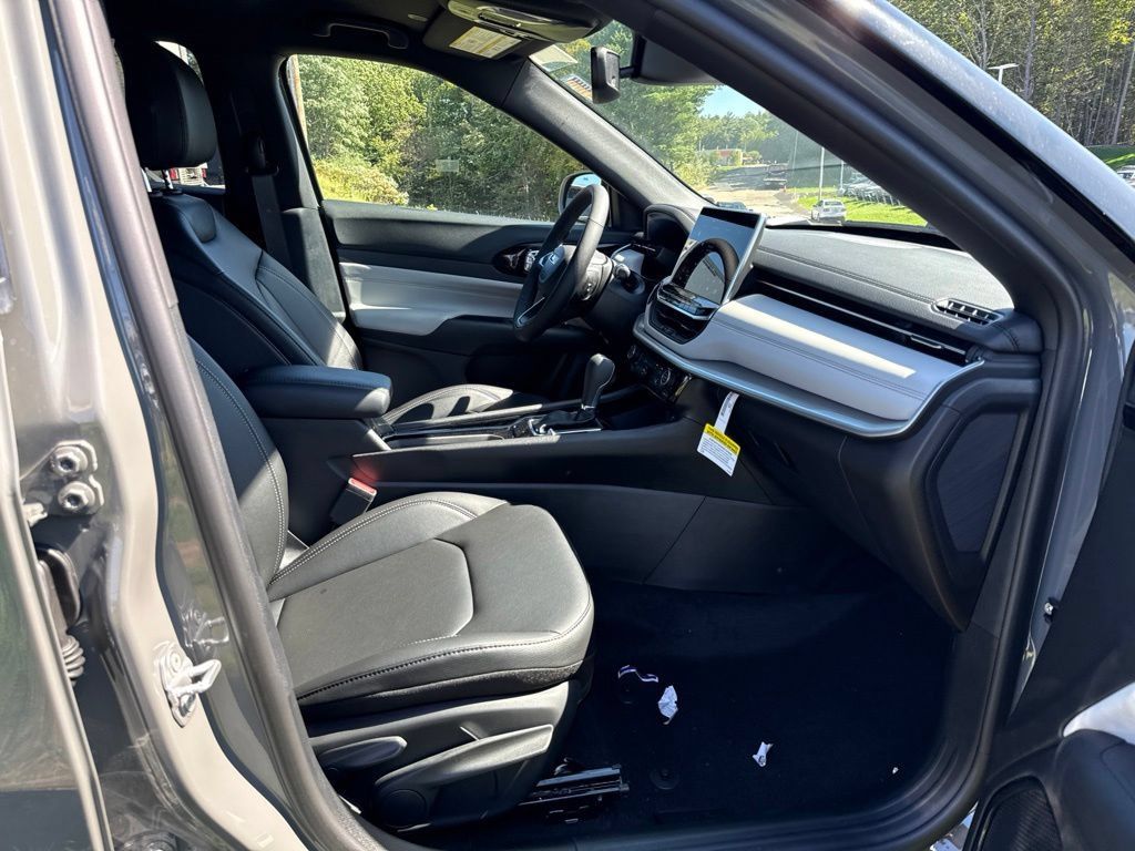 New 2026 Jeep Compass Limited AWD/4WD image 25