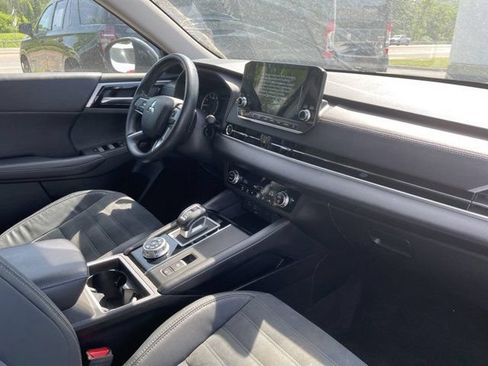 Used 2022 Mitsubishi Outlander SE AWD/4WD image 8