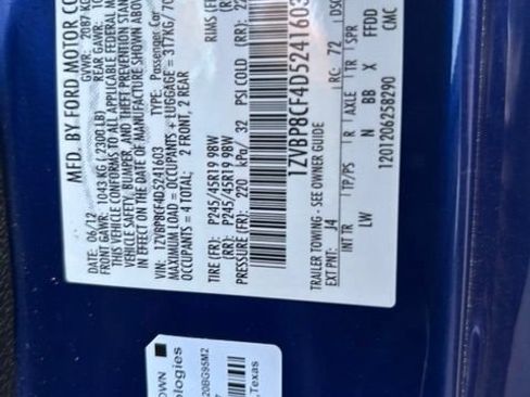 Used 2013 Ford Mustang GT Premium w/ Electronics Pkg RWD image 40