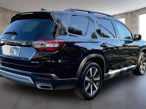 Used 2023 Honda Pilot Elite image 5