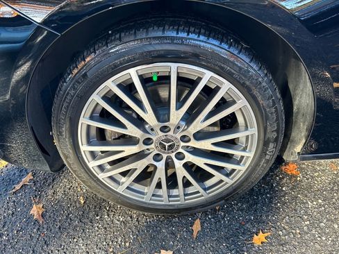 Used 2025 Mercedes-Benz CLA 250 4MATIC image 9