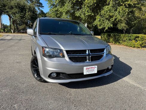 Used 2019 Dodge Grand Caravan GT image 37