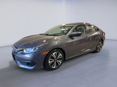 Used 2016 Honda Civic EX-T image 3