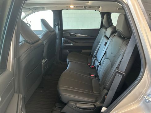 Used 2026 INFINITI QX60 Luxe w/ Cargo Package AWD/4WD image 9