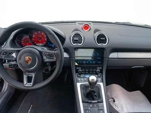 New 2025 Porsche 718 Cayman S image 18