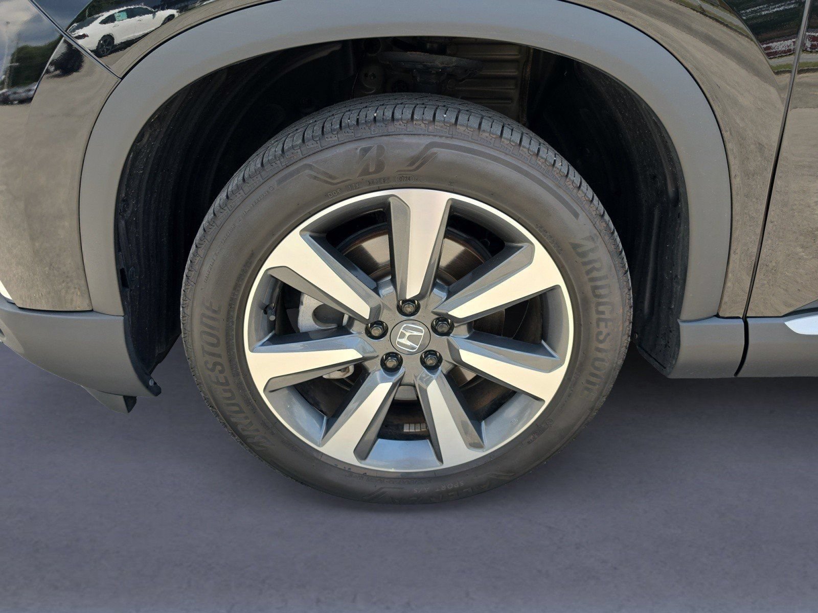 Used 2025 Honda Pilot Elite image 36