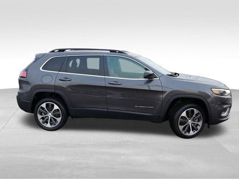 Certified 2022 Jeep Cherokee Limited w/ Elite Package image 3