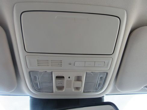 Used 2016 Honda CR-V Touring image 26