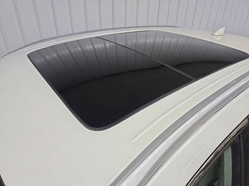 Used 2023 Nissan Murano SL image 11