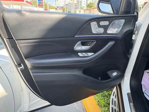 Used 2021 Mercedes-Benz GLE 350 w/ 3rd Row Seat Package image 22