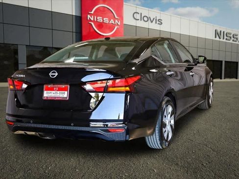 New 2025 Nissan Altima 2.5 S image 3