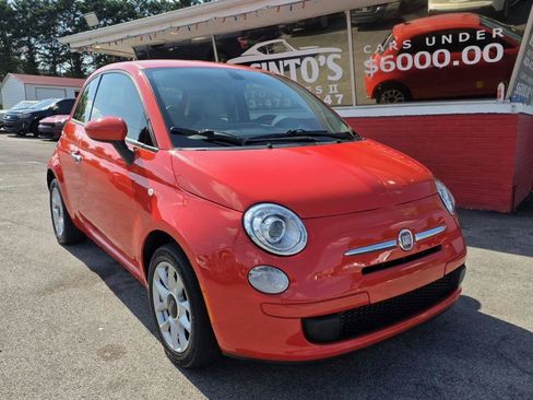 Used 2017 FIAT 500 Pop FWD image 1