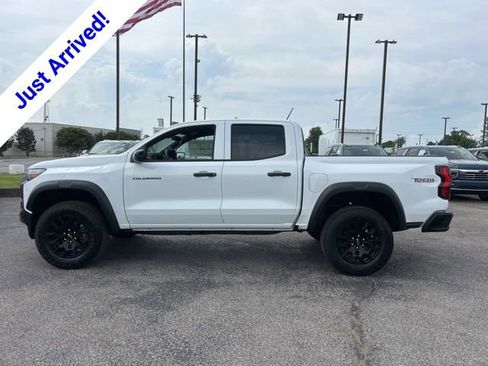 New 2026 Chevrolet Colorado Trail Boss w/ LPO, Tailgate Decal Package AWD/4WD image 6