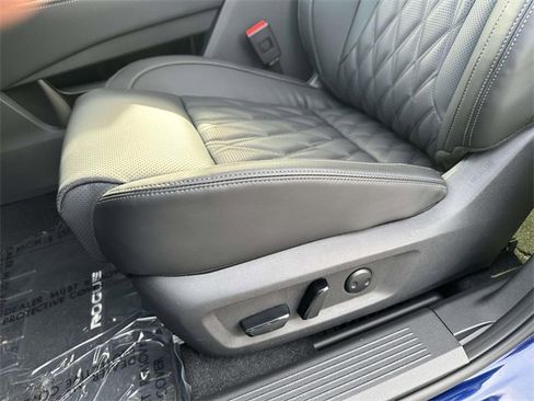 New 2026 Nissan Rogue Platinum w/ Platinum Premium Package image 15