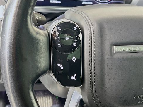 Used 2021 Land Rover Range Rover HSE image 10