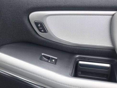 New 2026 Ford Expedition Active image 16