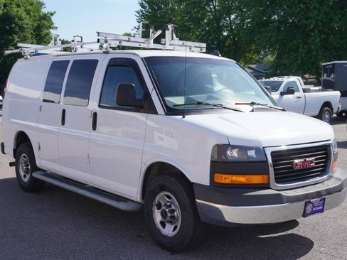 Used 2020 GMC Savana 2500 w/ Driver Convenience Package RWD image 7