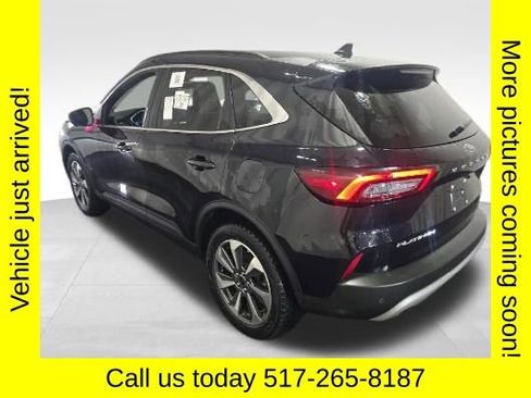 Used 2024 Ford Escape Platinum AWD/4WD image 4