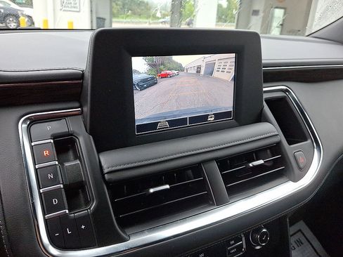 Used 2023 Chevrolet Tahoe LS AWD/4WD image 15