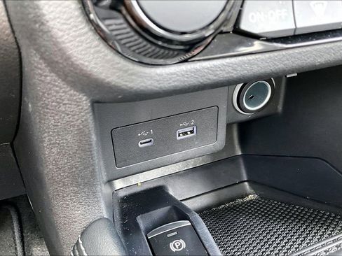 Used 2024 Nissan Kicks SR w/ SR Premium Package FWD image 26